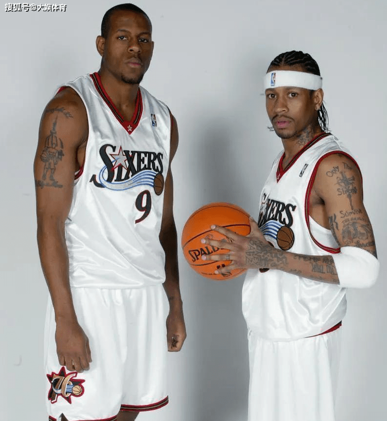 篮球与科技结合的未来（智能科技驱动的篮球新纪元）