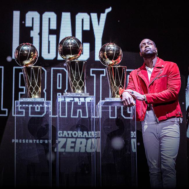 萨里：看到空荡荡的看台，我有些难过（萨里：空荡的看台让我感到难过）