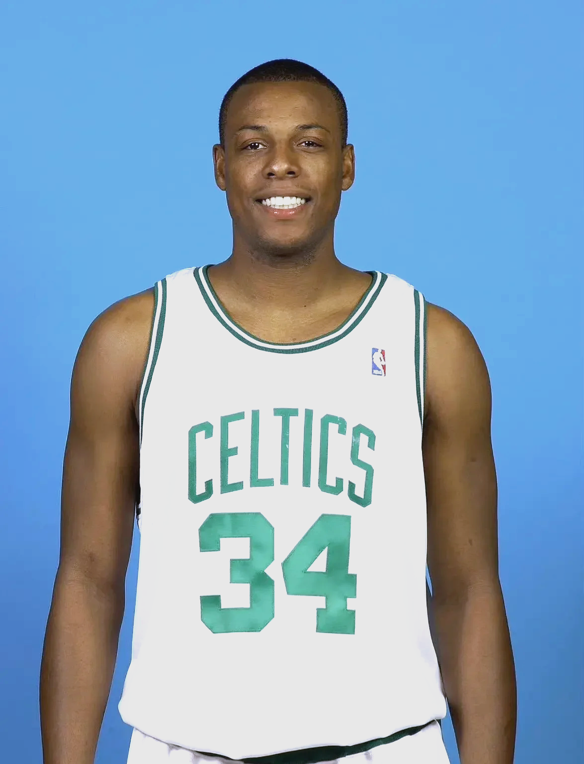 欧冠小组赛抽签结果出炉（欧冠小组赛分组揭晓）