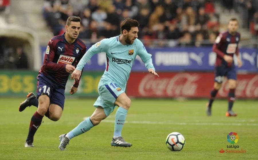 接近神不代表能超越神，科比距离乔丹的差距还是有质的差距（逼近不等于超越：科比与乔丹仍有质的鸿沟）