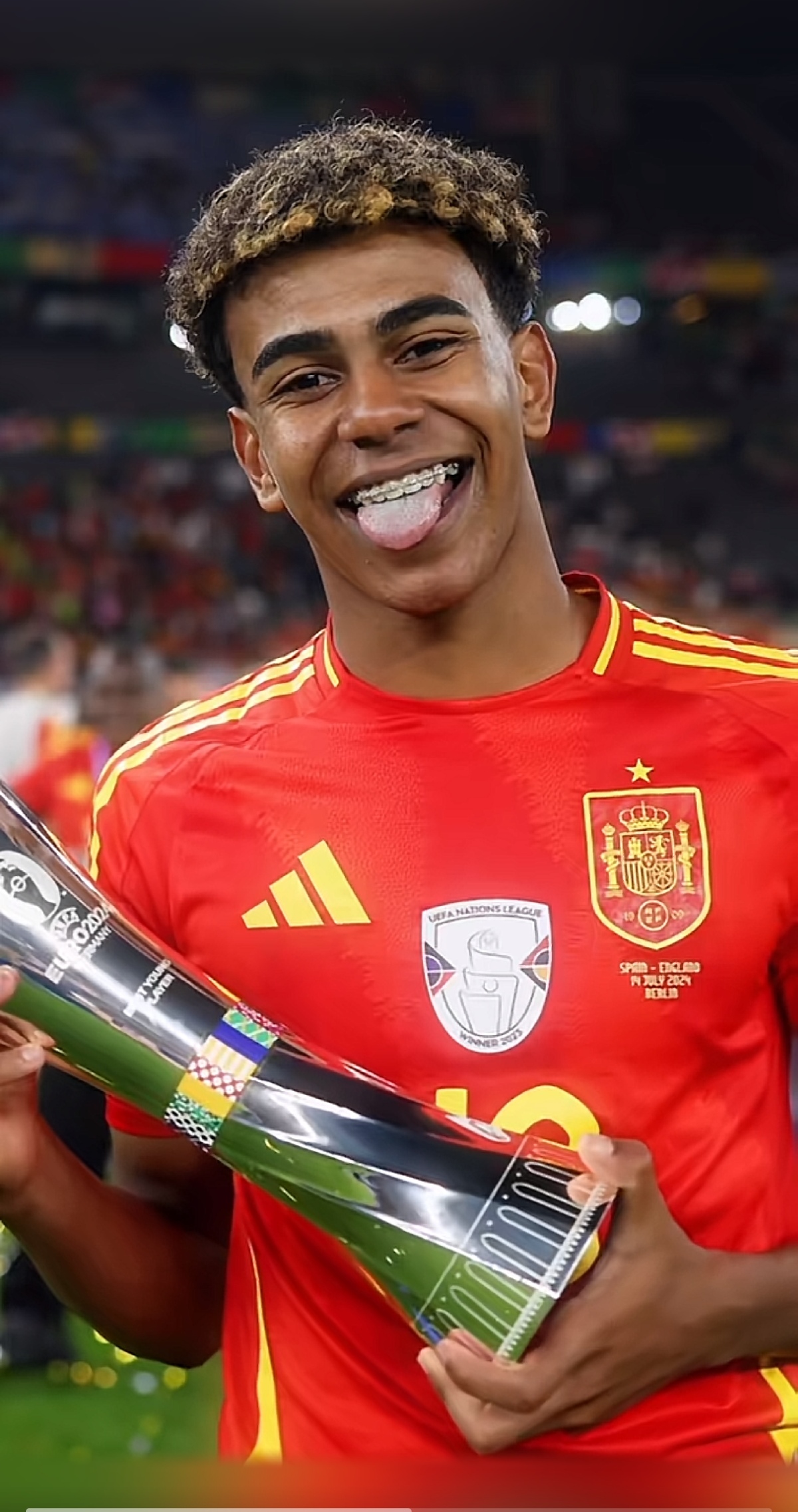 ATP总决赛四强出3席！阿卡年终第一+小组头名，穆塞蒂终结16连败（ATP总决赛三席四强诞生：阿卡锁定年终第一兼小组第一，穆塞蒂终结16连败）