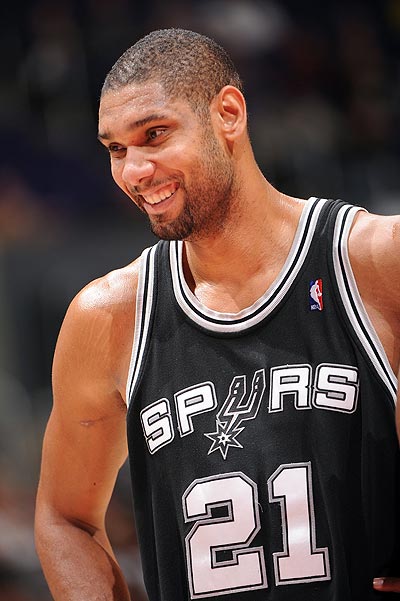 球队开场三分钟就进球，太狠（球队开场3分钟闪电破门，太猛了）