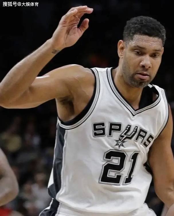 NBA战报：布伦森35分，尼克斯117-101轻取猛龙（NBA快讯：布伦森轰下35分，尼克斯117-101击退猛龙）