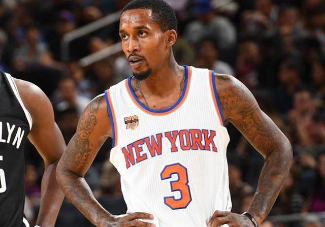 开拓者自2002-03赛季后首次实现对勇士三杀（开拓者自2002-03赛季以来首次单季三胜勇士）