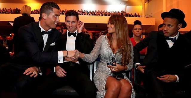 杜锋：球队防守投入度有进步，进攻还需更多比赛来熟悉彼此（杜锋谈球队：防守投入提升，进攻仍待更多比赛磨合）