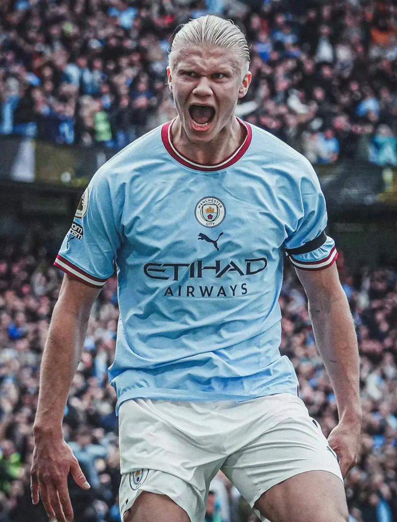 每体：库尔图瓦效力马竞时巴萨想签他，提交到技术部门后被否决（每体：库尔图瓦在马竞期间巴萨曾想引进，但经技术部门评估后被否决）