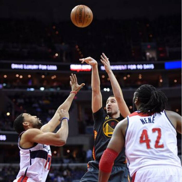 独行侠近6战取得5胜闯入附加赛区，待欧文回归可强势搅局？（独行侠近6场5胜挤进附加区，欧文复出能否搅动格局？）