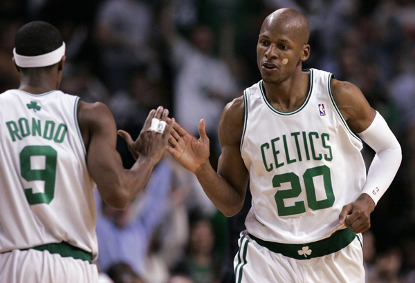 本赛季霍姆格伦出场时，雷霆战绩为20胜0负未尝一败（霍姆格伦出战，雷霆本季20战全胜）